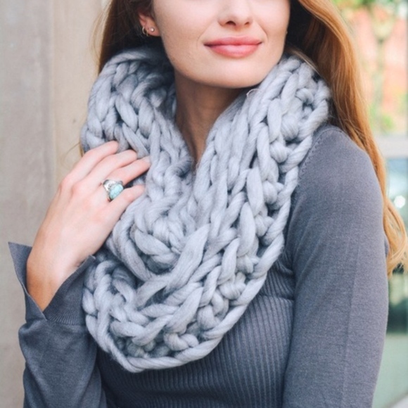 STEPHANIE Infinity Scarf - GREY - Picture 2 of 2